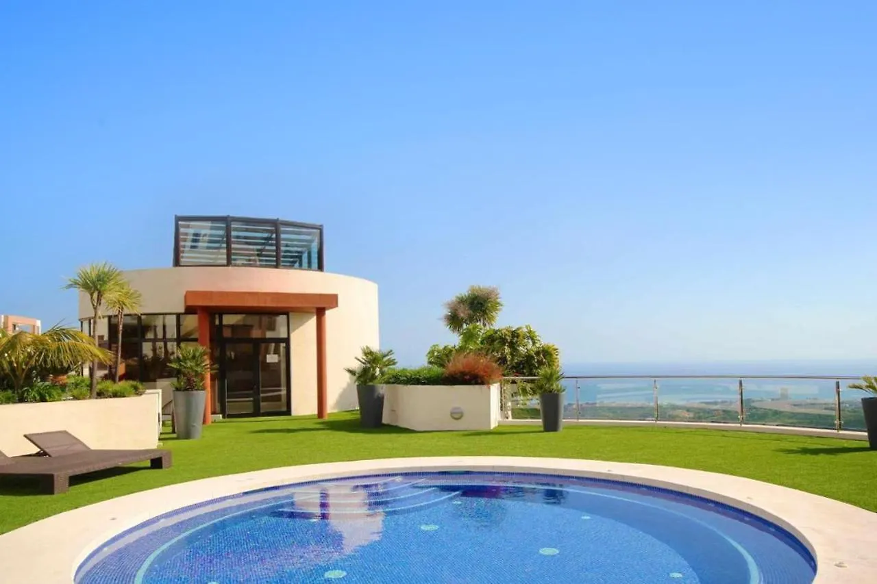 Luxury Spa Resort Marbella 2 Bedroom Sauna Gym Pools Jacuzzi Apartment
