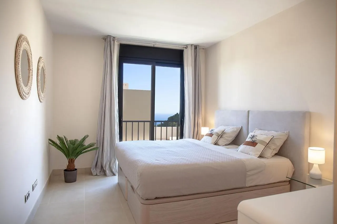 Apartment Luxury Spa Resort Marbella 2 Bedroom Sauna Gym Pools Jacuzzi