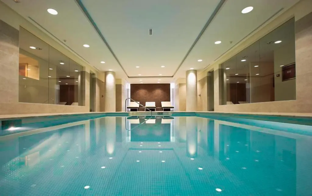 Luxury Spa Resort Marbella 2 Bedroom Sauna Gym Pools Jacuzzi